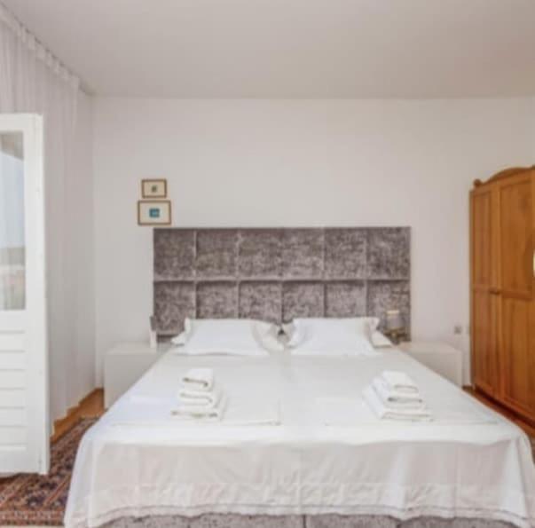 Dada-apartman Bugenvilija * Makarska