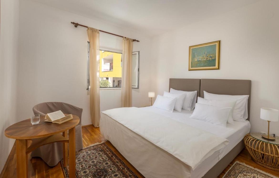 Dada-apartman Bugenvilija Apartment